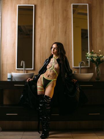 Николь Вип Стройная Модель фото 4